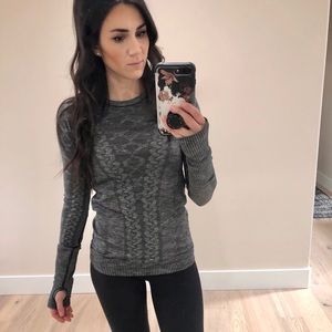 Lululemon fitted long sleeve